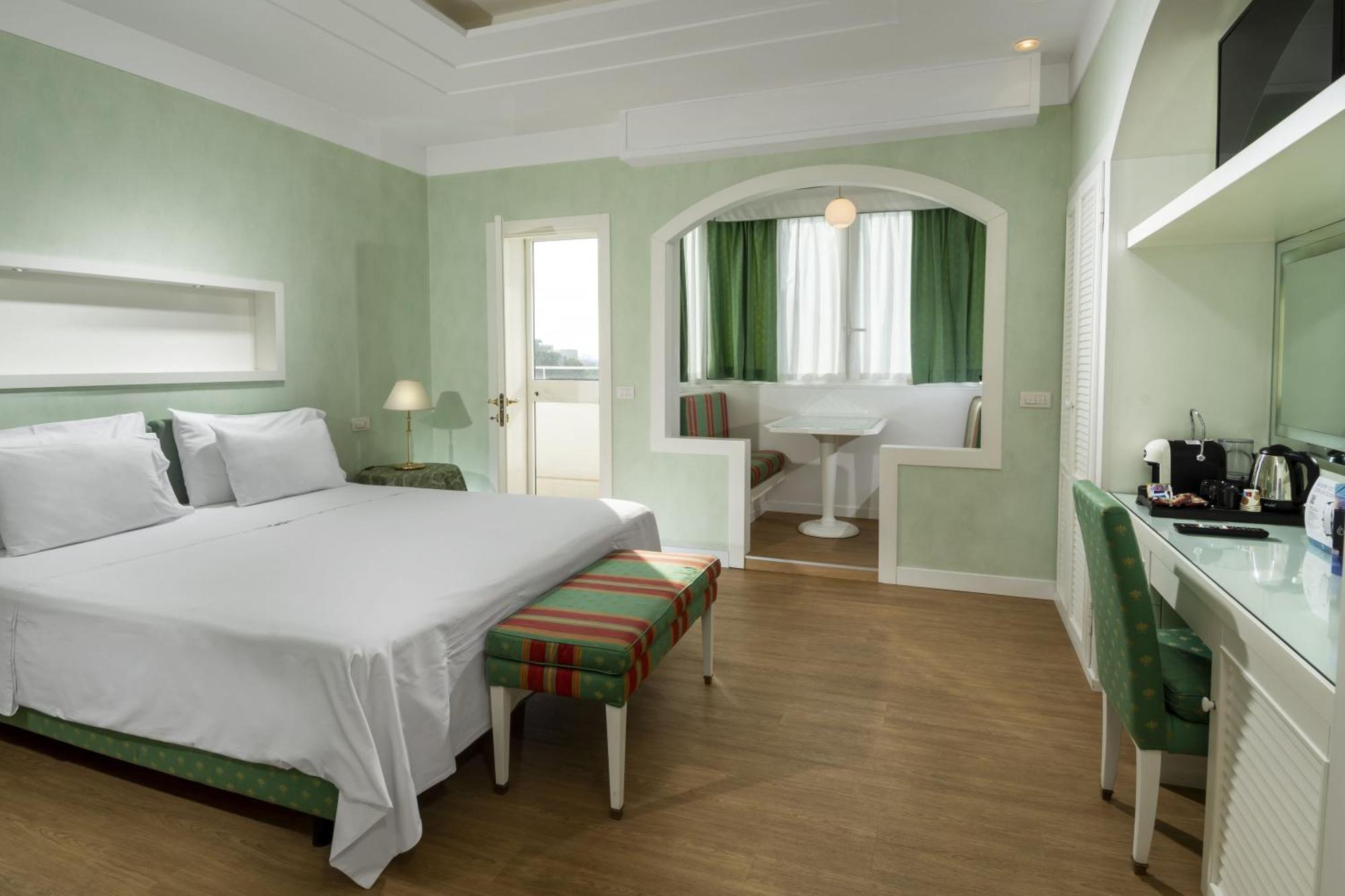 Hotel Estense Гаттео-а-Маре Екстер'єр фото